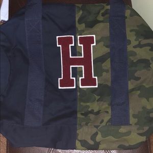 Tommy Hilfiger duffel bag